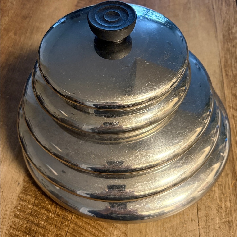 Five RevereWare Pan Lids